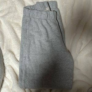 gray brandy sweatpants